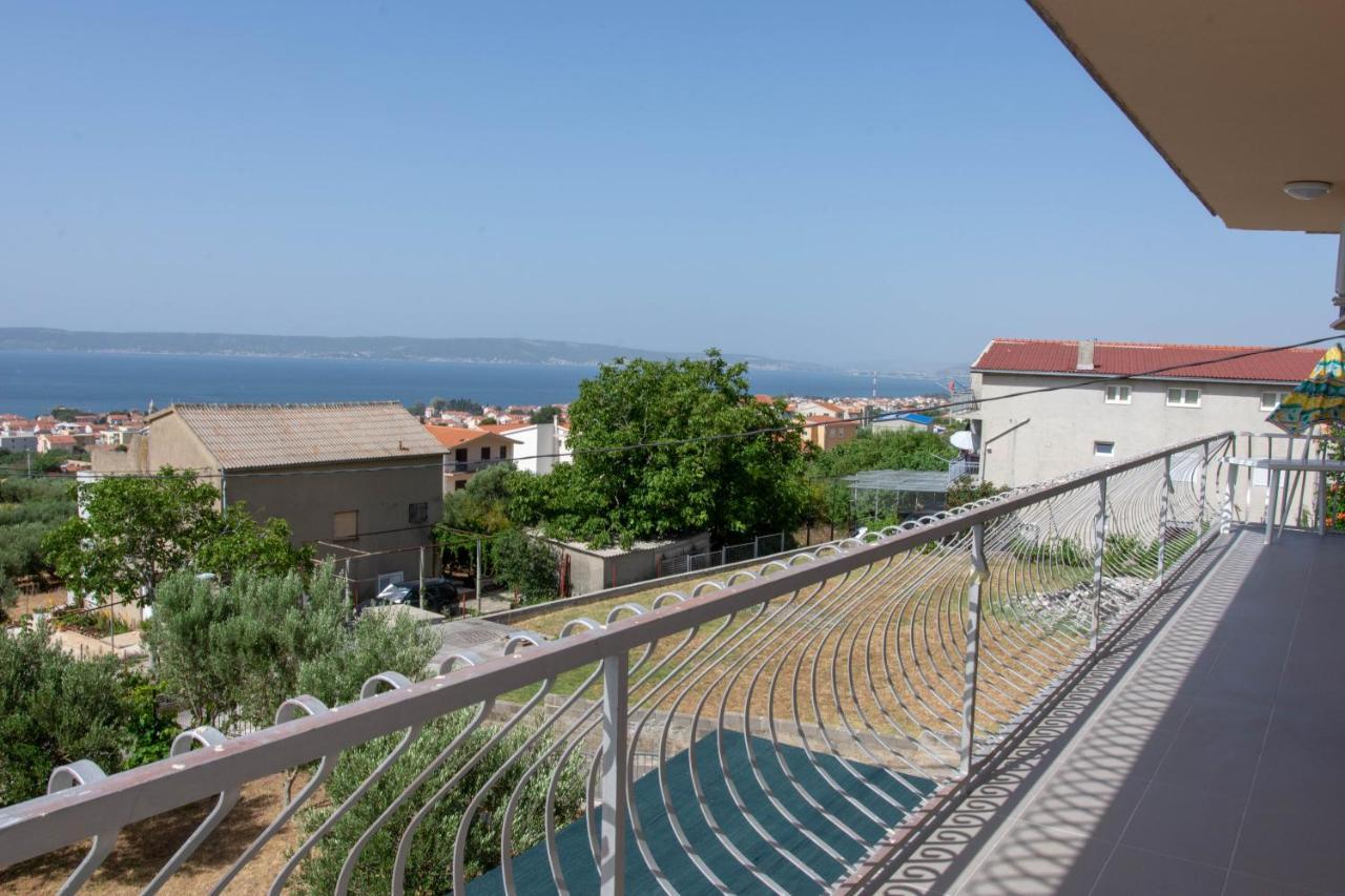 Apartmani Sandra Kaštela エクステリア 写真