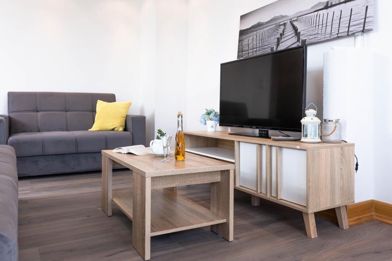 Apartmani Sandra Kaštela エクステリア 写真