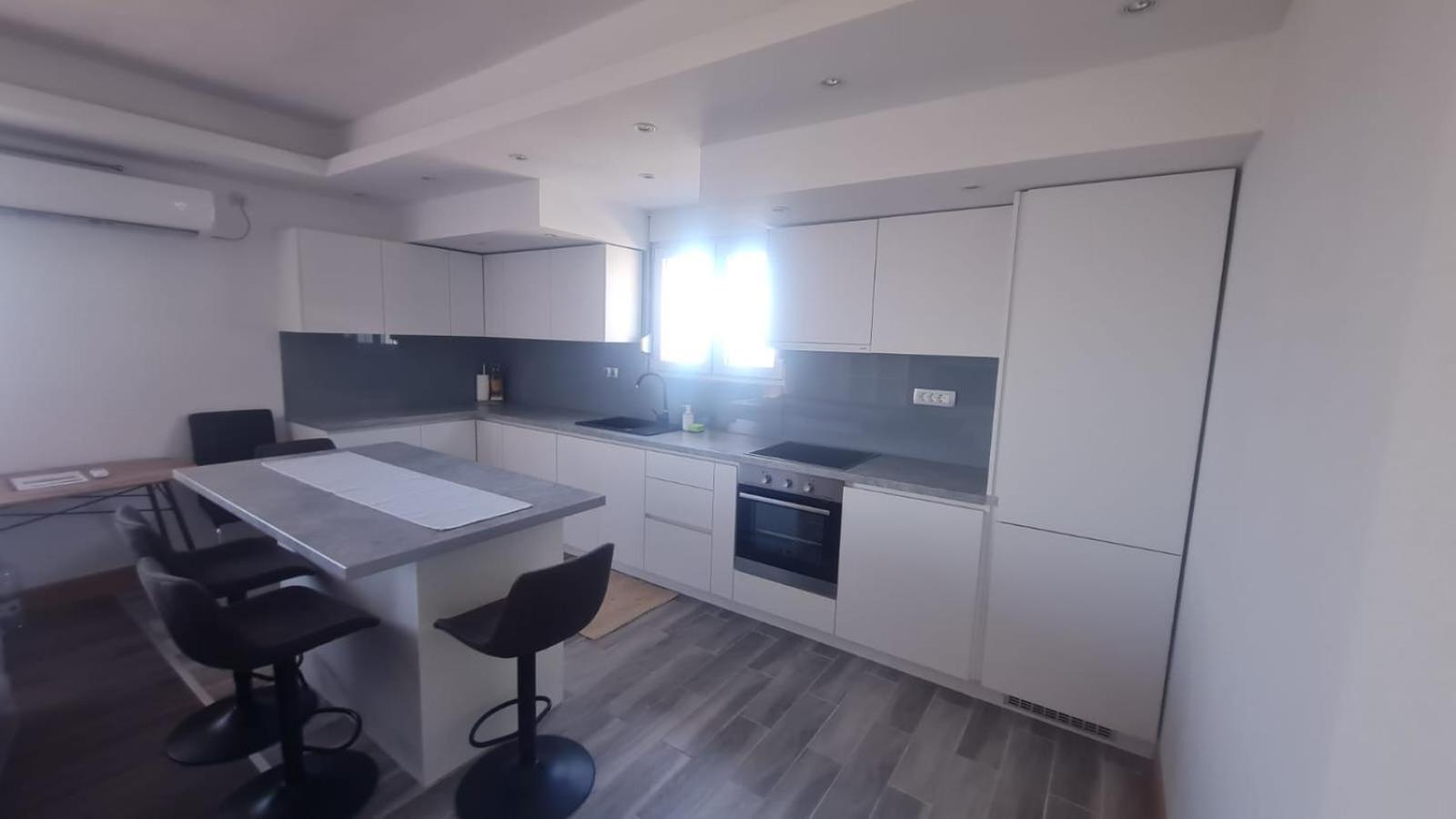 Apartmani Sandra Kaštela エクステリア 写真